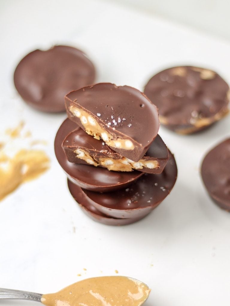 These easy Peanut Butter Crispy Cups are a delicious treat made with simple + minimal ingredients. What more could you ask for?