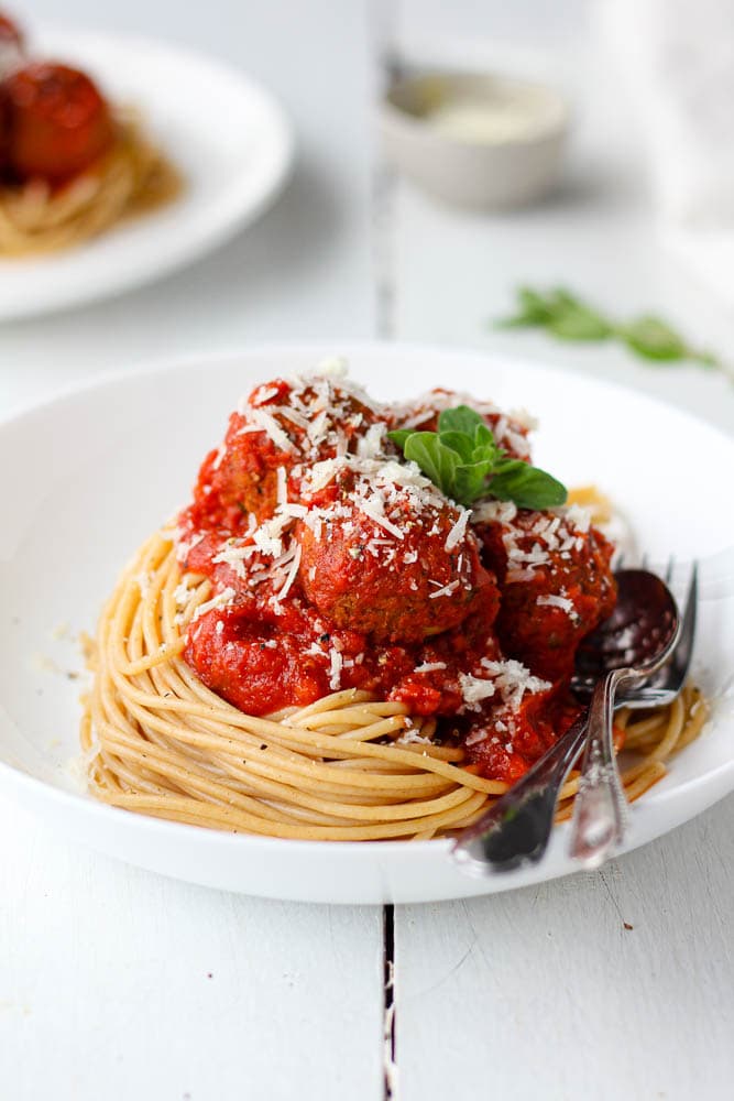 spaghetti with lentil meatballs and tomato sauce