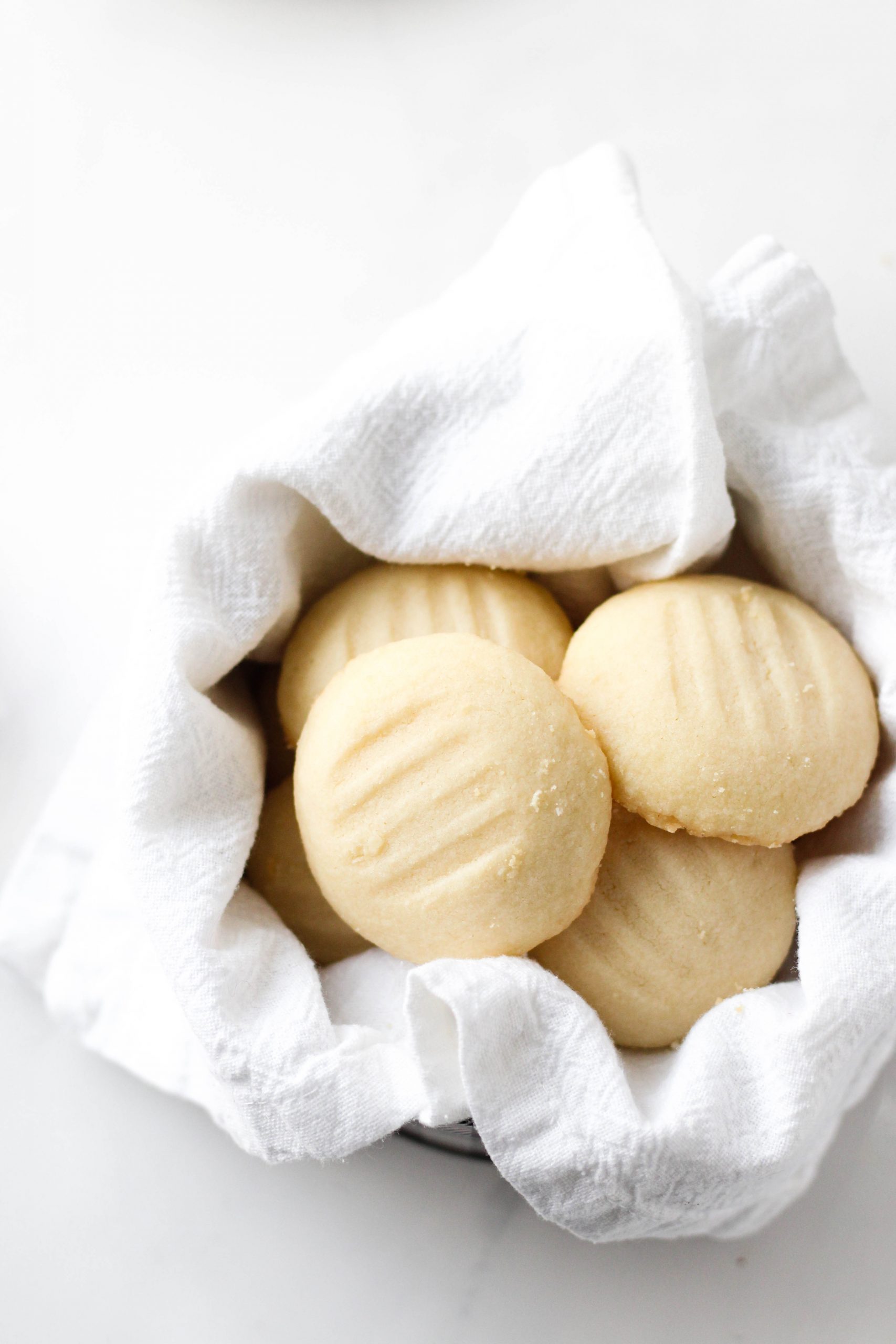 These Gluten Free Shortbread Cookies are so soft and buttery that they melt in your mouth. They're simple to make and the result is so delicious!
